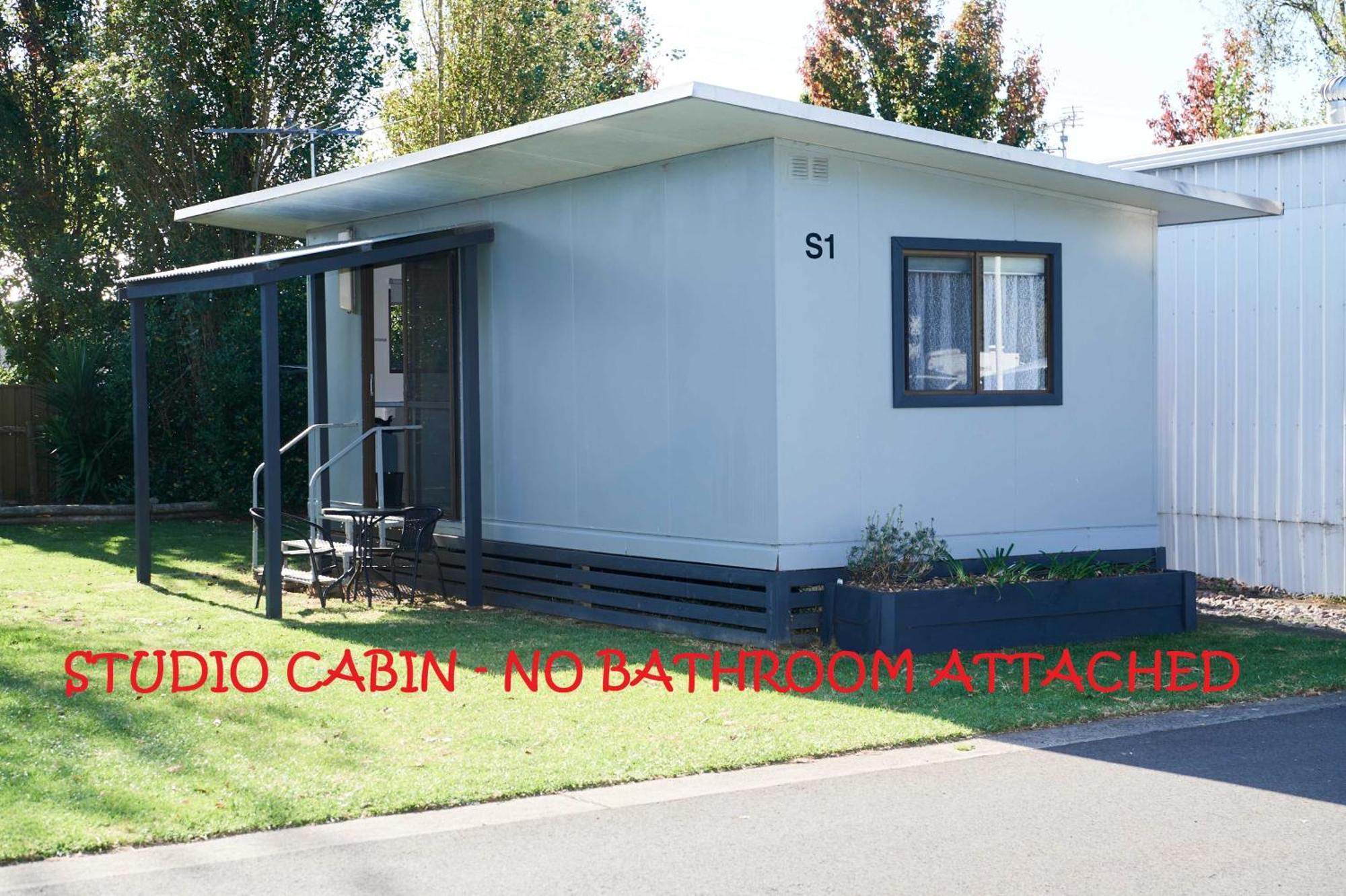Pine Country Caravan Park 마운트갬비어 객실 사진
